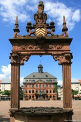 2015 Marktbrunnen und Neustädter Rathaus